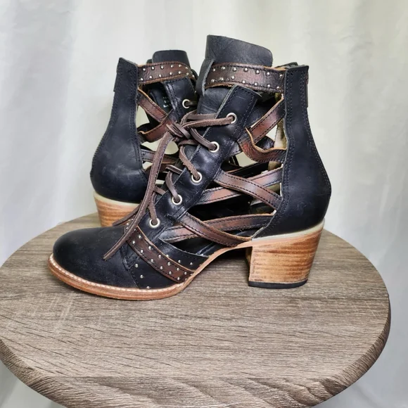 Freebird Cheyenne Multi Strap Lace-Up Leather Bootie Sandals Sz 9 Festival - Picture 6 of 11